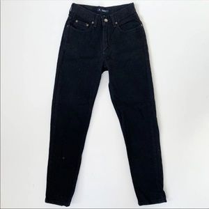 Black vintage high waisted mom jeans